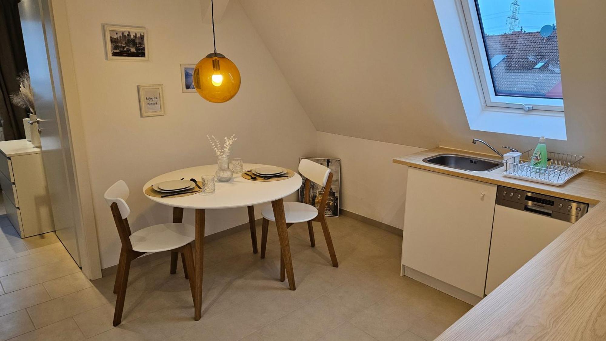 Ferienwohnung As 5 One & Two Bamberg - Modern In Ruhiger Lager Mit Balkon ฮัลชตัดท์ ภายนอก รูปภาพ